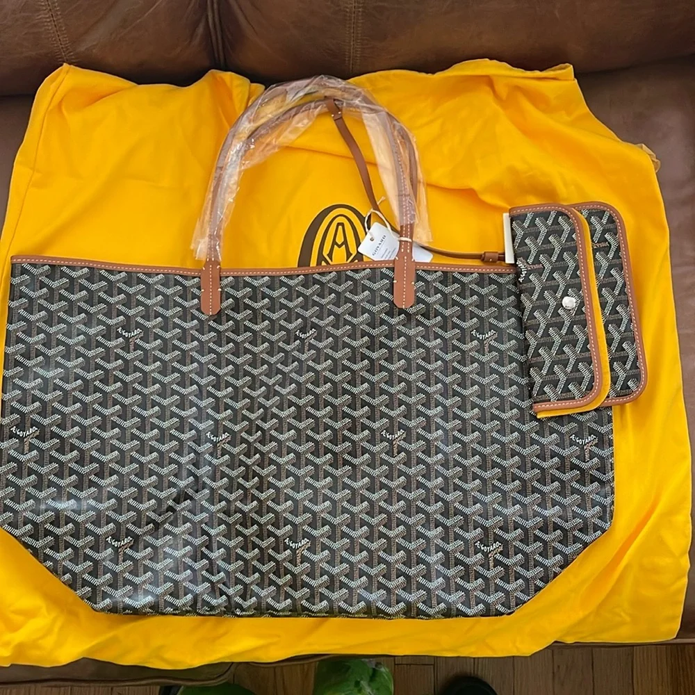 Authentic Goyard st Louis in Gm size - Picture 1 of 12